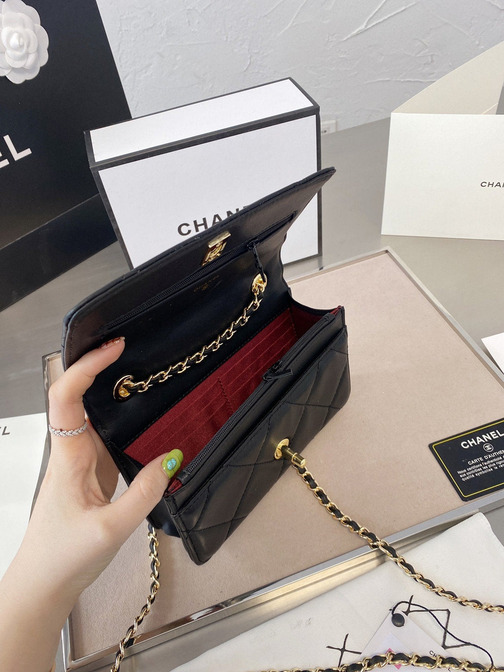 Designer Handbags Chanel 054