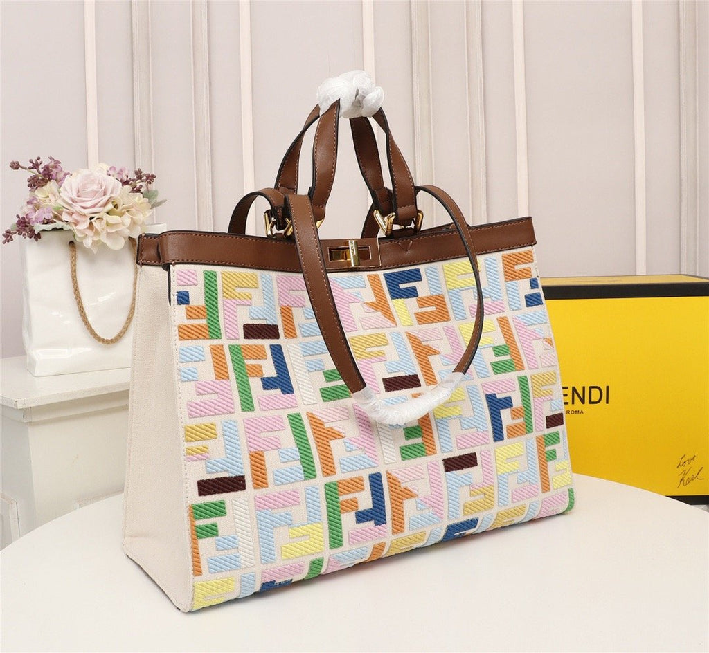Luxury  Bags Fendi 089