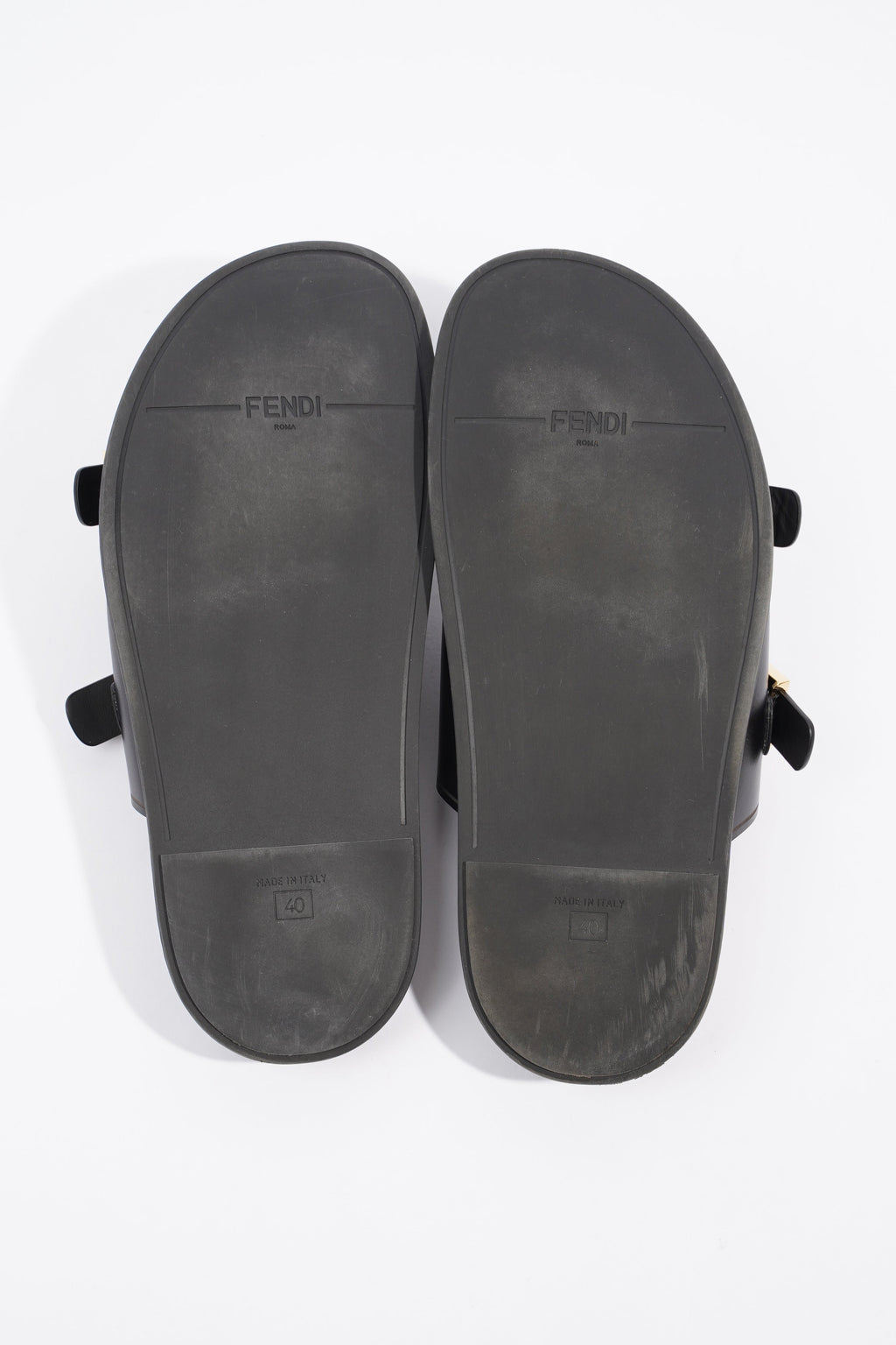 Fendi Feel Black Leather EU 40 UK 7
