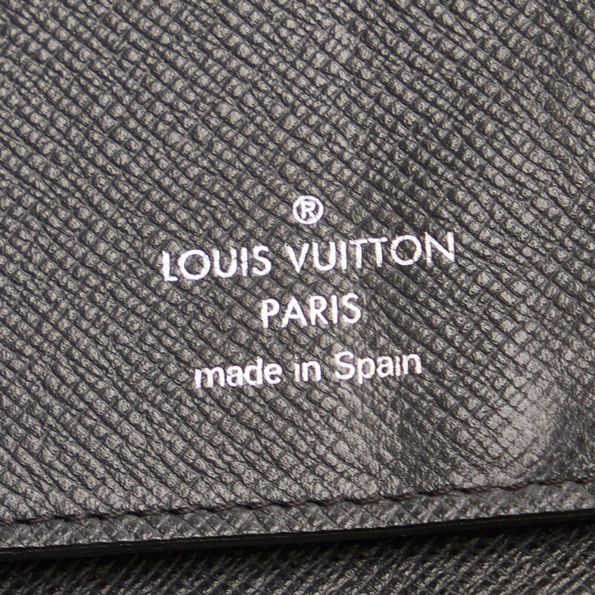 Louis Vuitton Black Leather Zippy Wallet Vertical wallet accessories