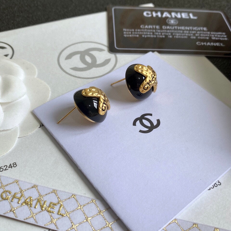 BG - Holiday Earring chanel 004