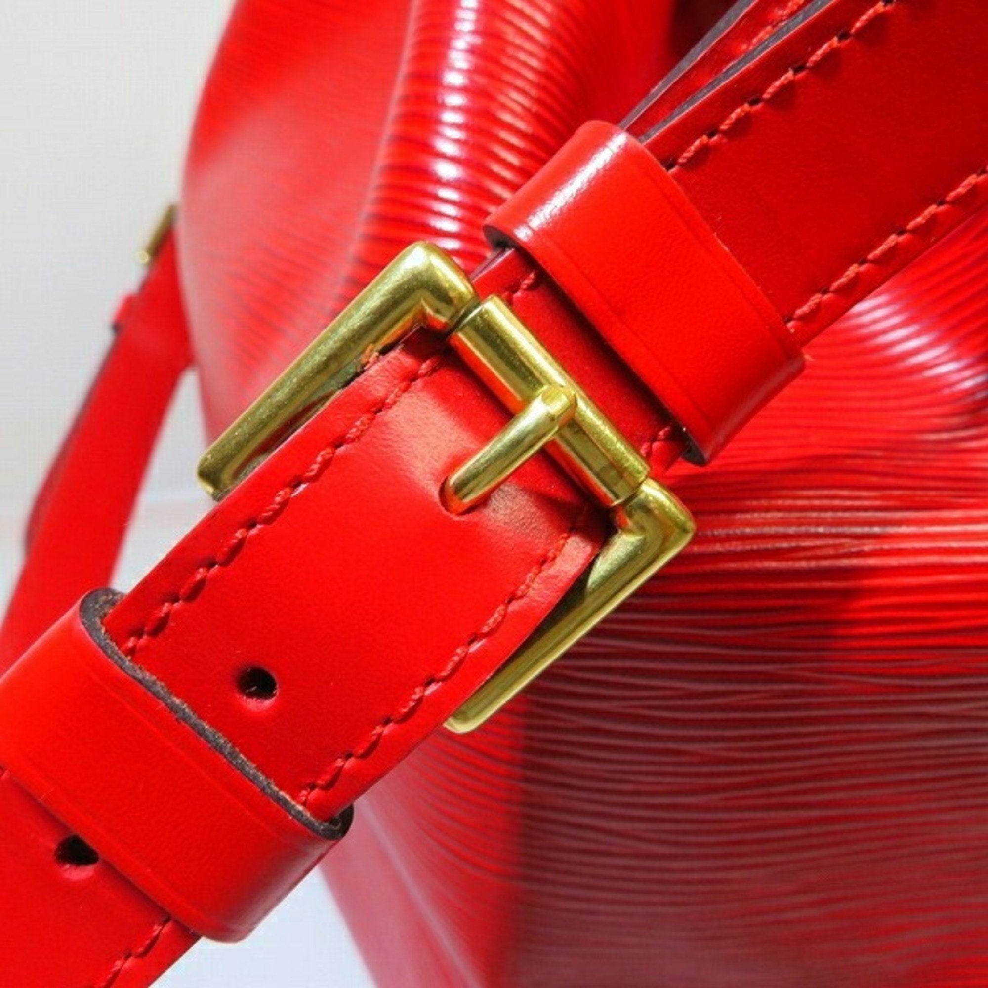 Louis Vuitton Red Leather Noe shopper bag