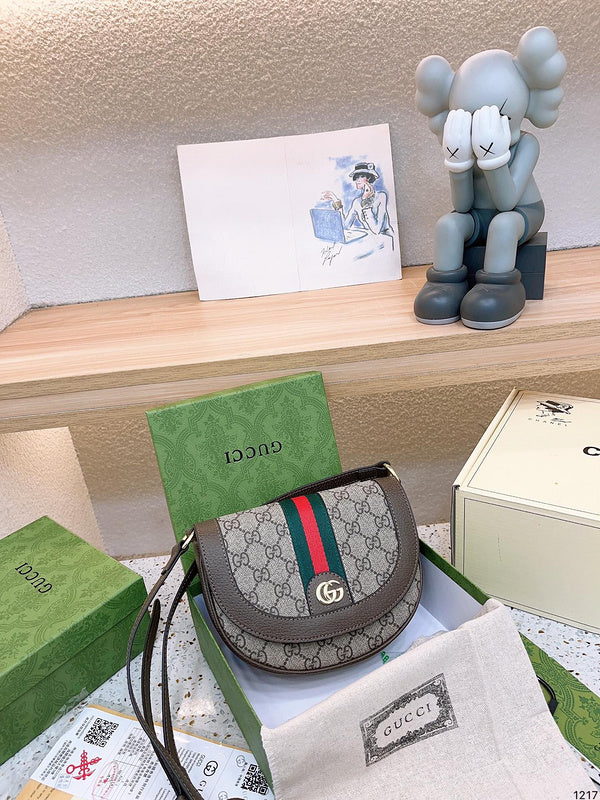 Luxury - Gucci Bags - 220