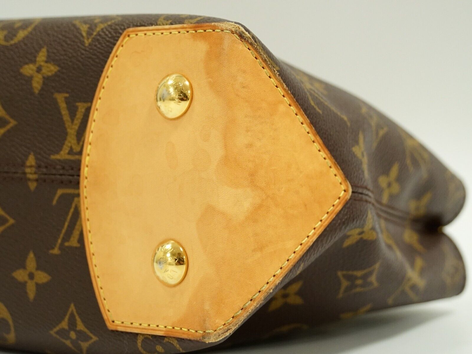 Louis Vuitton Brown Canvas Wilshire handbag bag