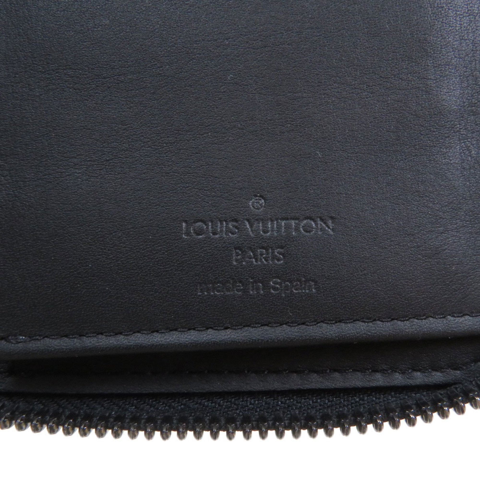 Louis Vuitton Black Leather Zippy Wallet Vertical wallet accessories