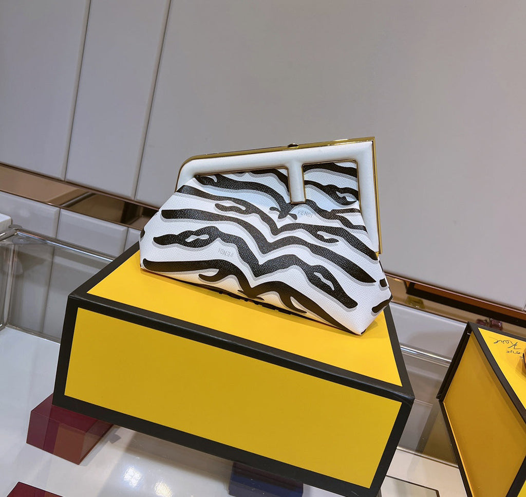 Luxury  Bags Fendi 245