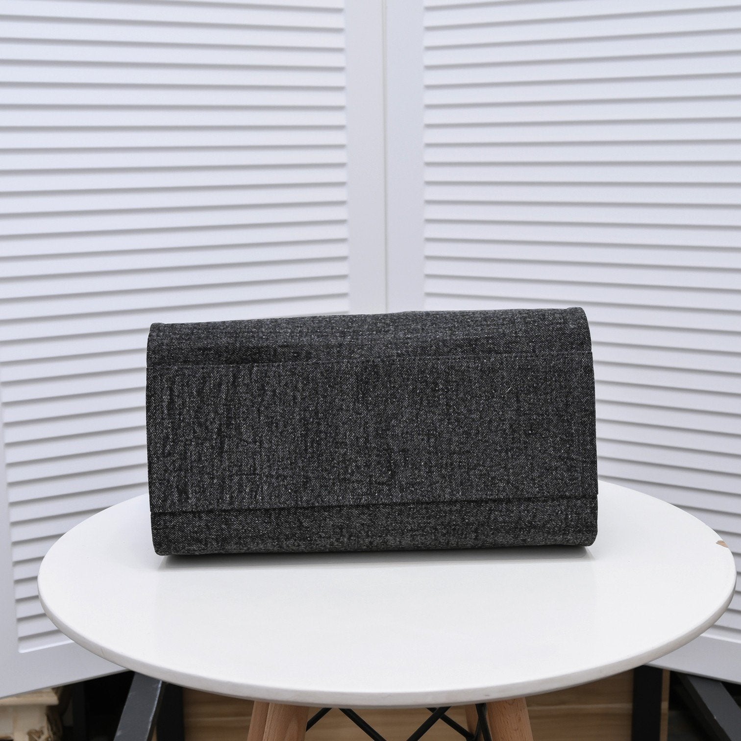 Designer Handbags Chanel 235