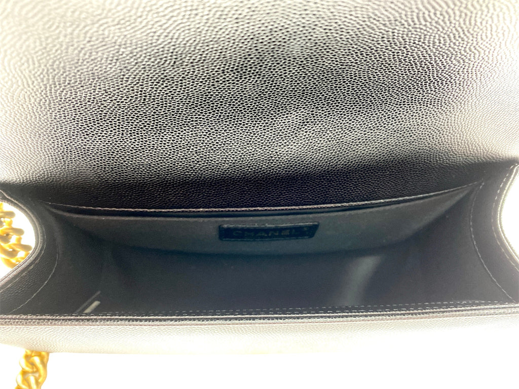 Handbag Luxury Designer By Chanel  Size: Medium