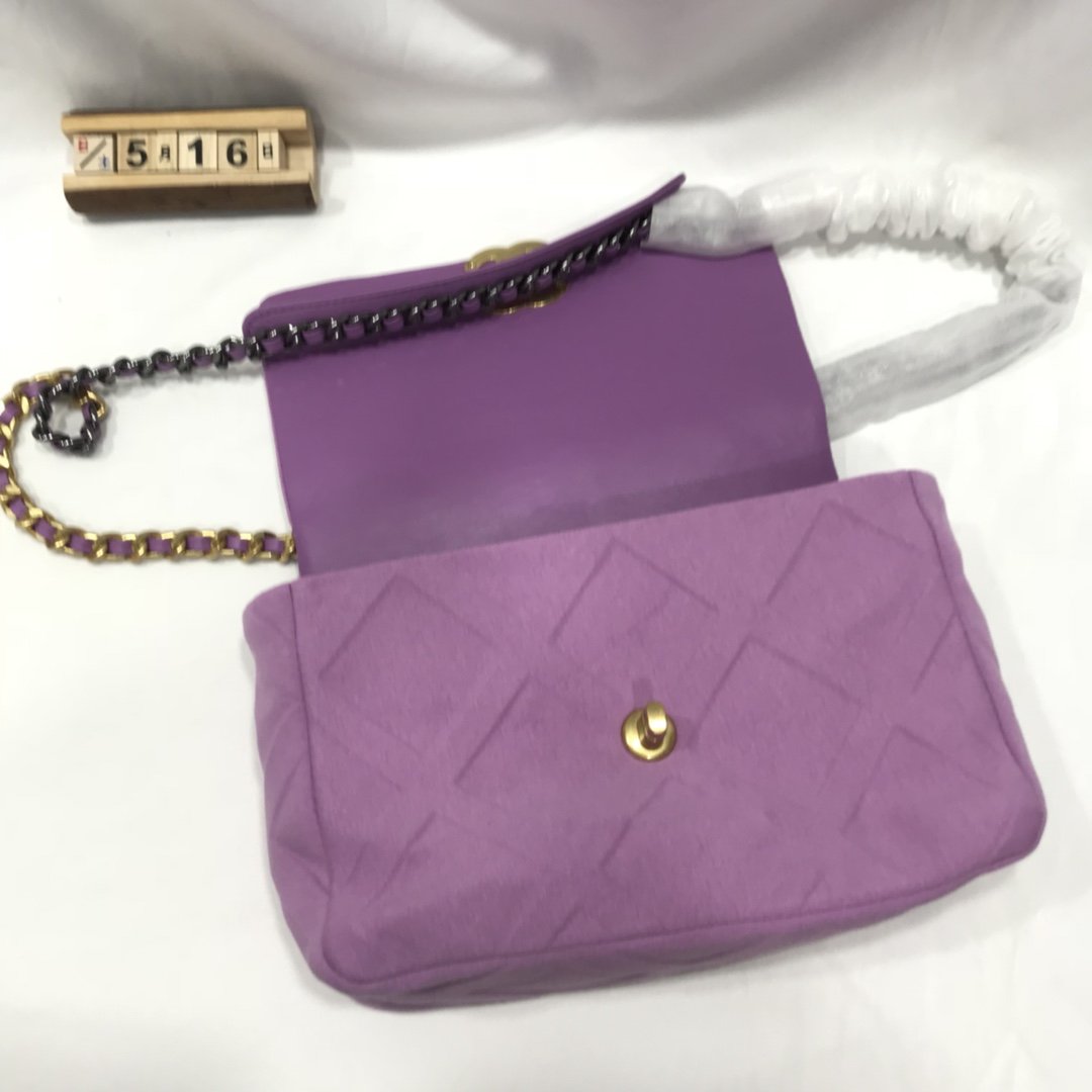 Designer Handbags Chanel 196