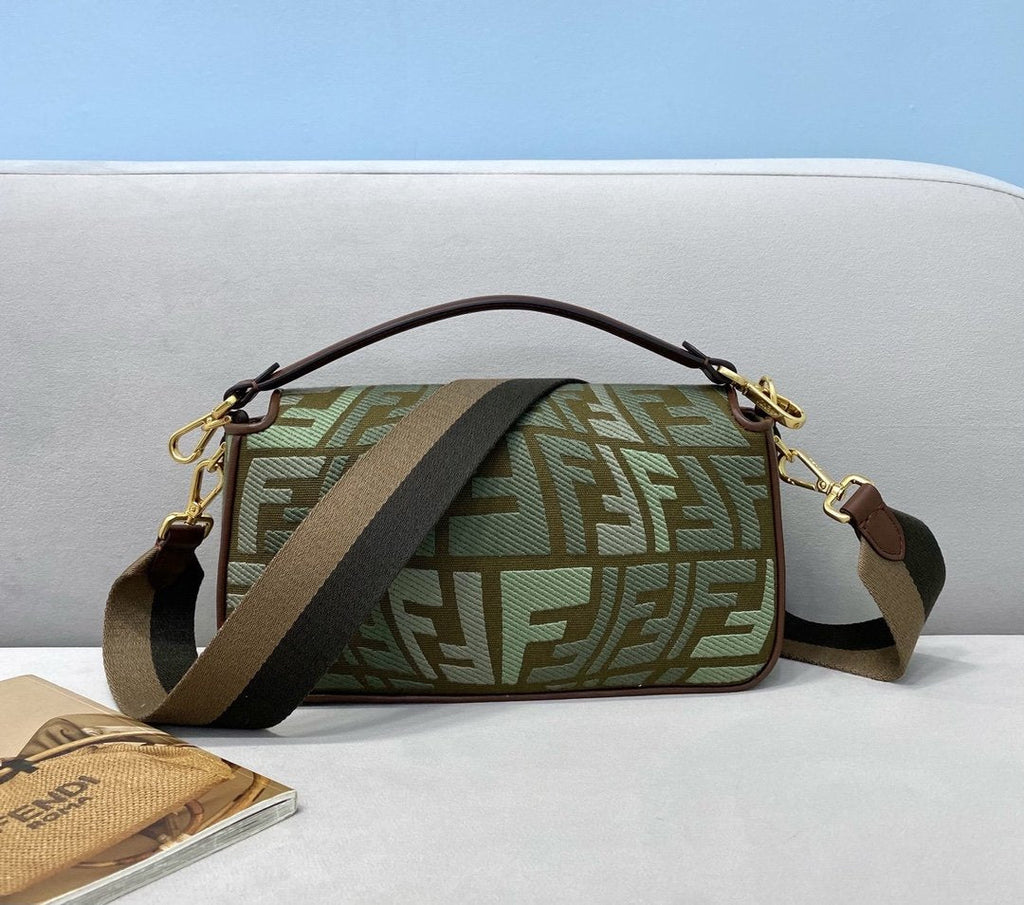 Designer Handbags Fendi 188