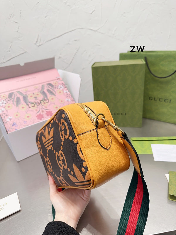 Luxury - Gucci Bags - 275