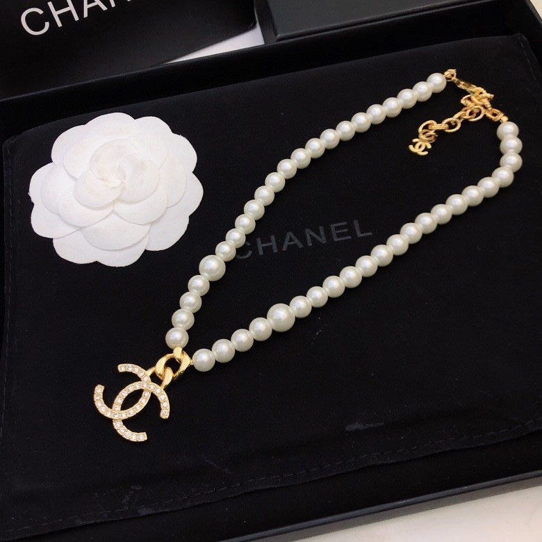 BG - Holiday Necklace chanel040