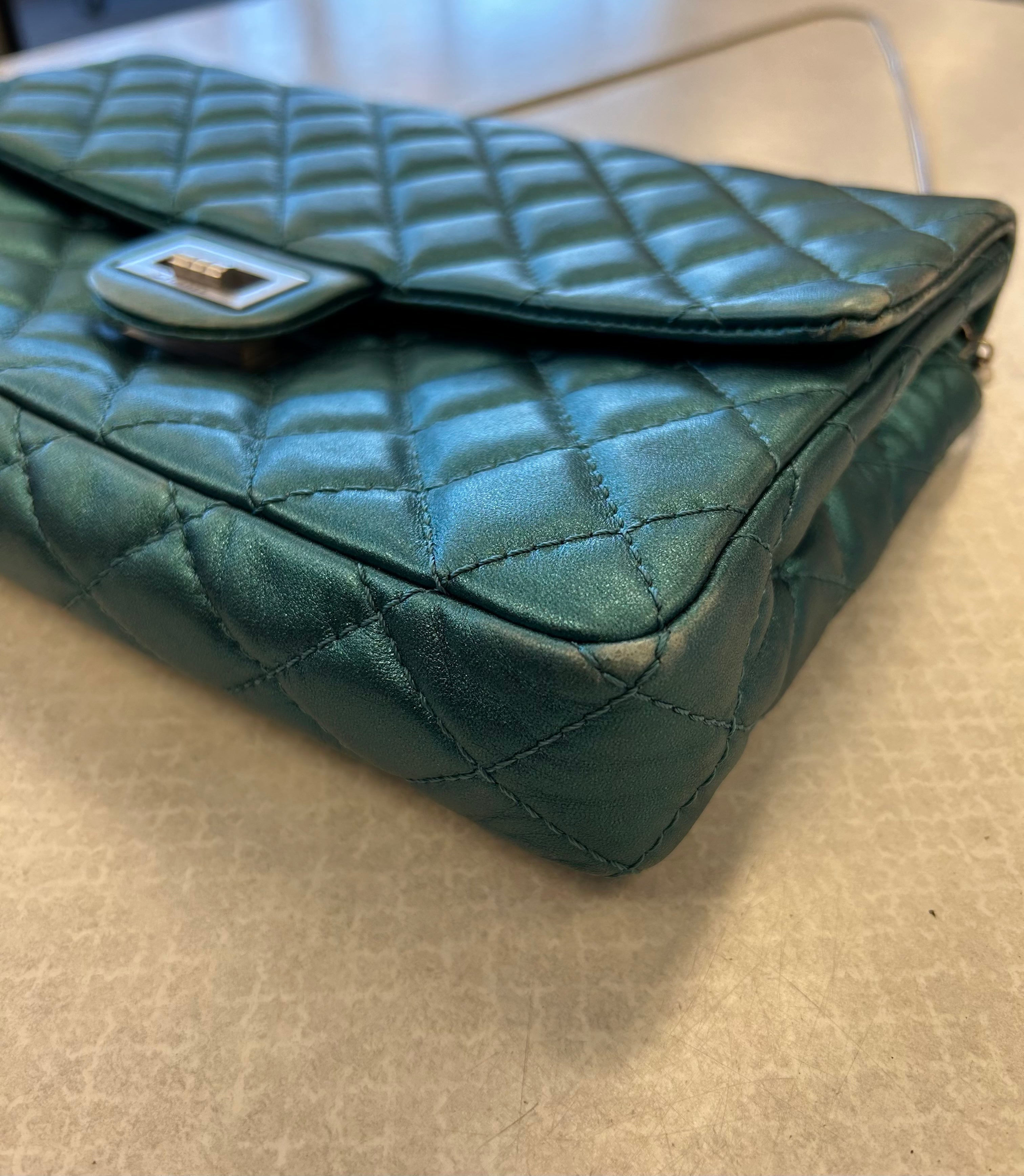 Handbag Designer By Chanel  Size: Medium