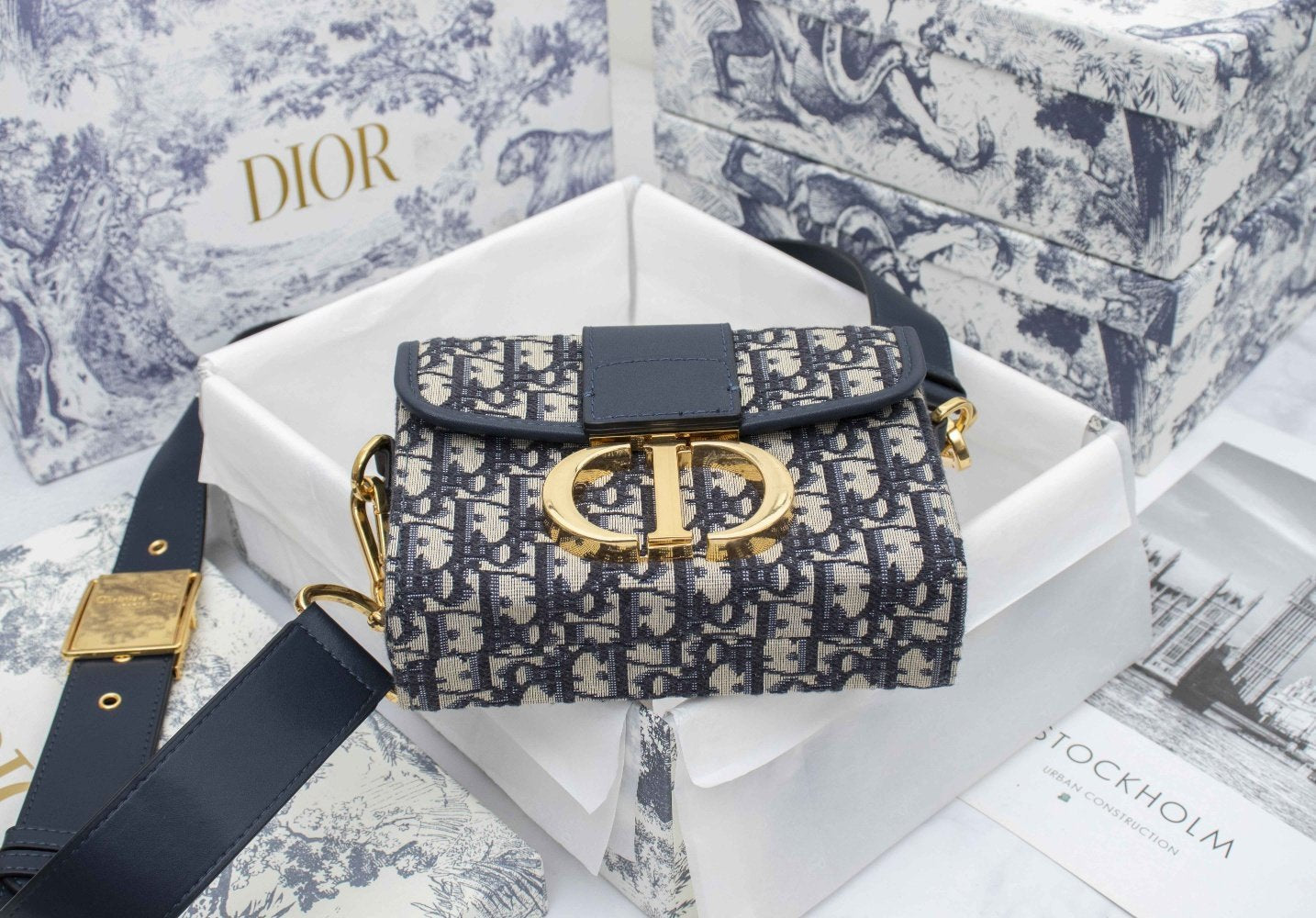 Designer Handbags dior 242