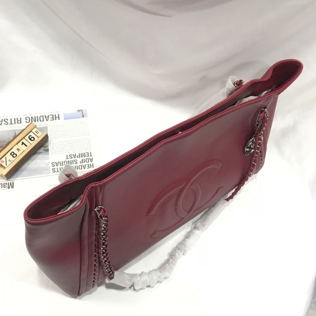 Designer Handbags Chanel 211