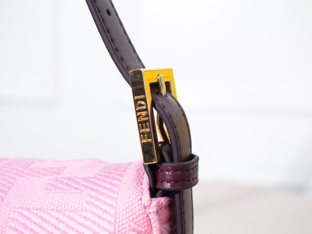 Designer Handbags Fendi 079