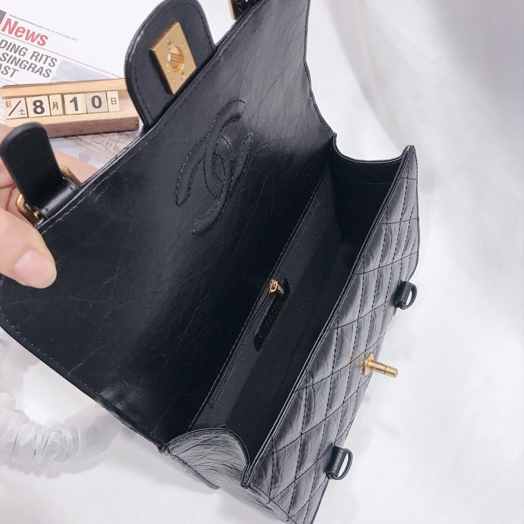 Designer Handbags Chanel 213