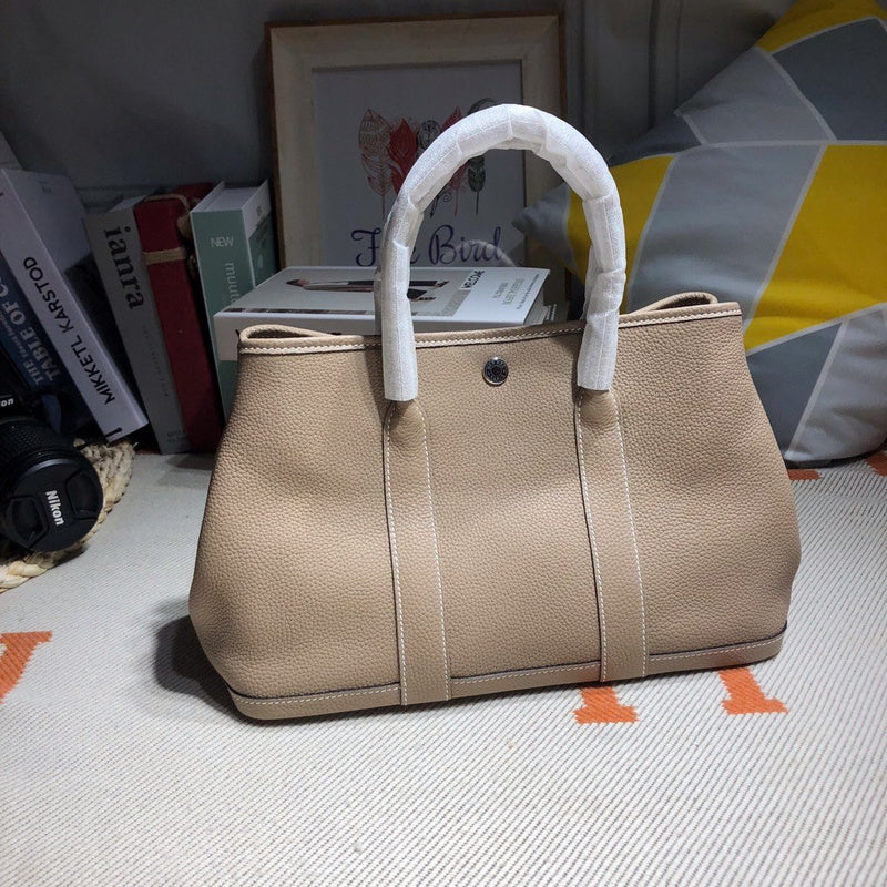HRS - Bags District - 063
