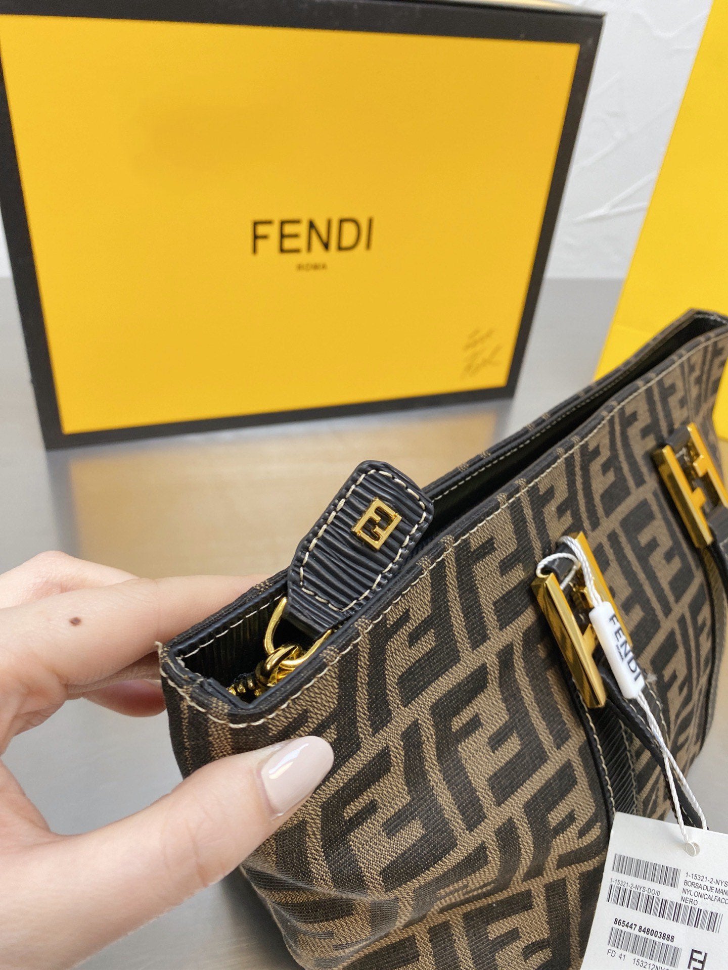 NEW Arrival Bags Fendi 104