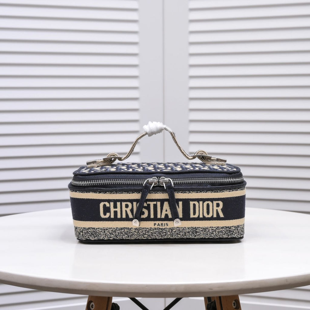 Designer Handbags dior 266