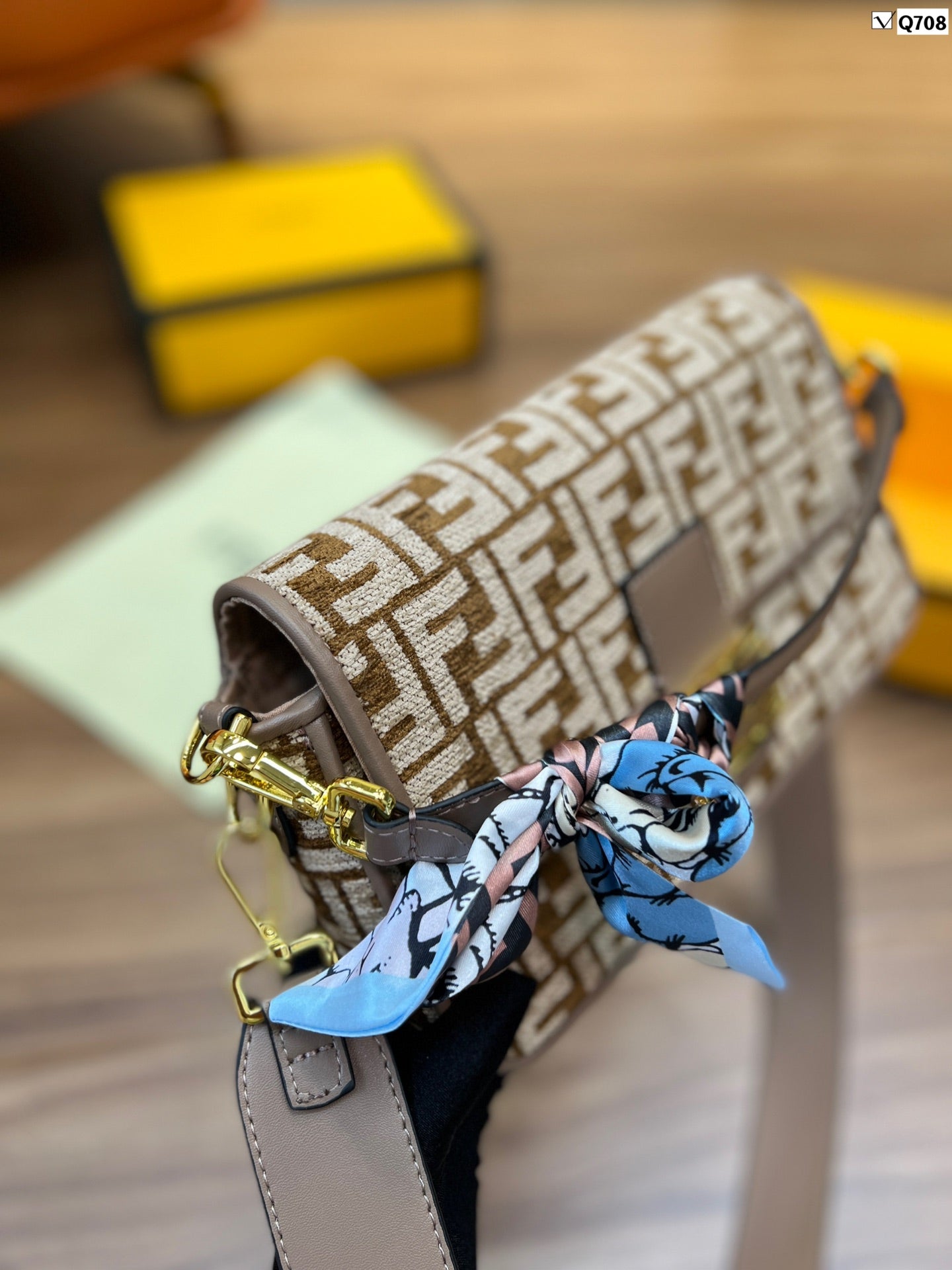 Luxury  Bags Fendi 267