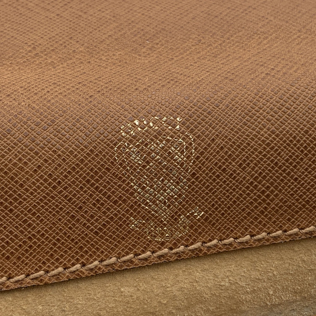 Gucci Vintage Beige Leather Men Purse Shoulder Bag