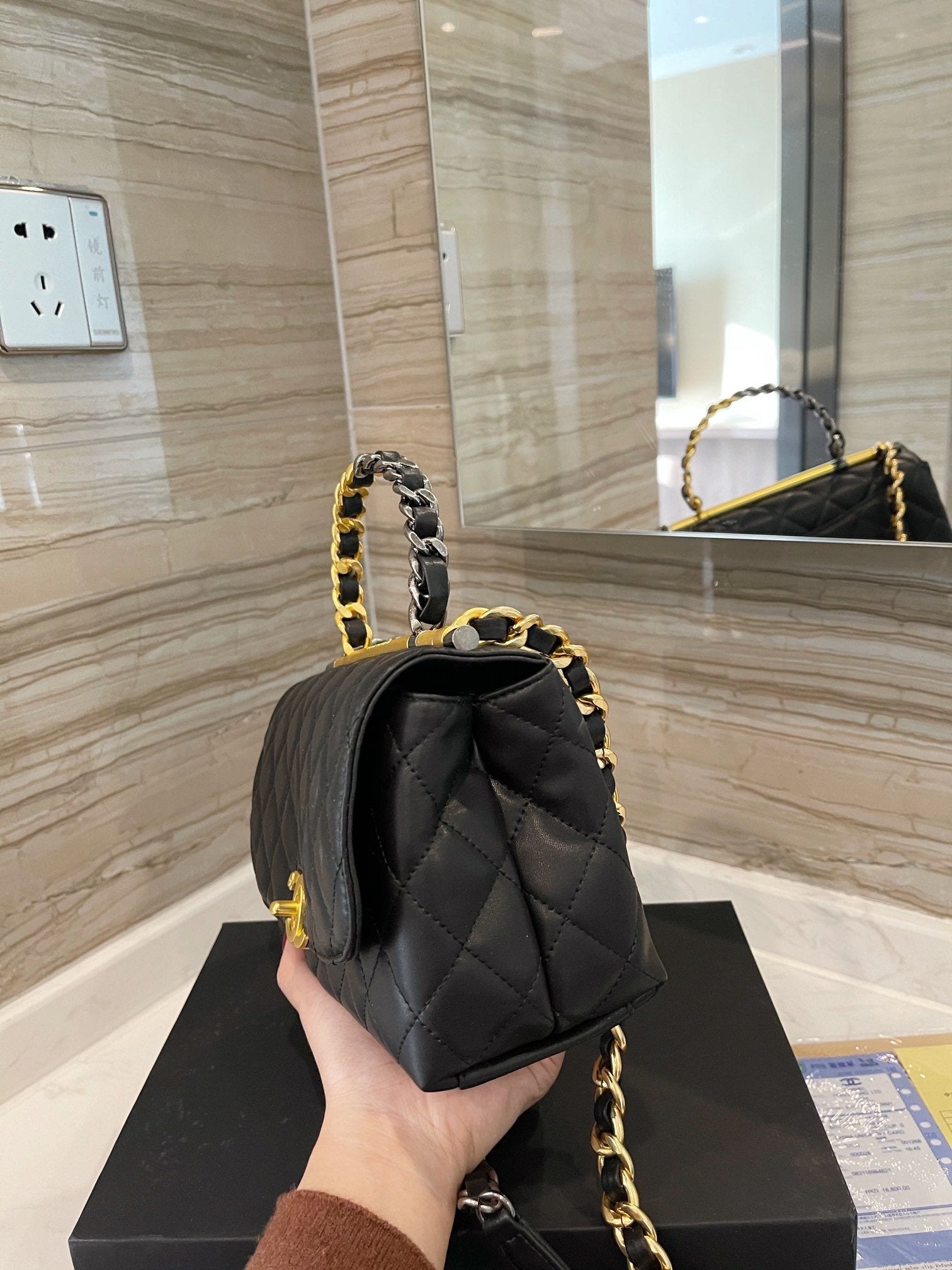 Designer Handbags Chanel 056