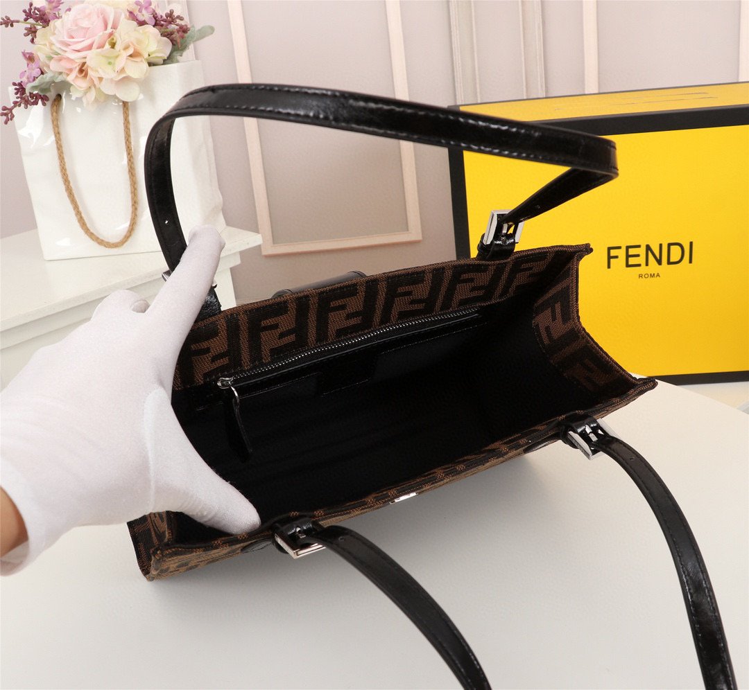 New Arrival Bags Fendi 015