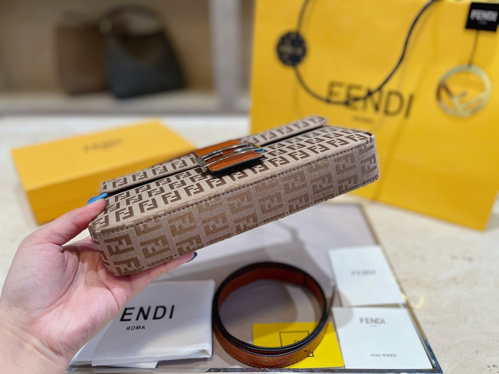 Luxury  Bags Fendi 127