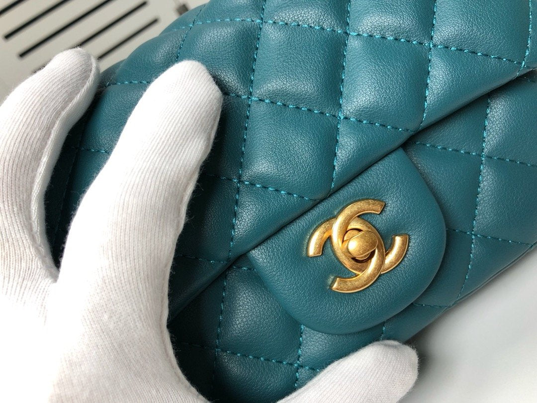 Designer Handbags Chanel 114