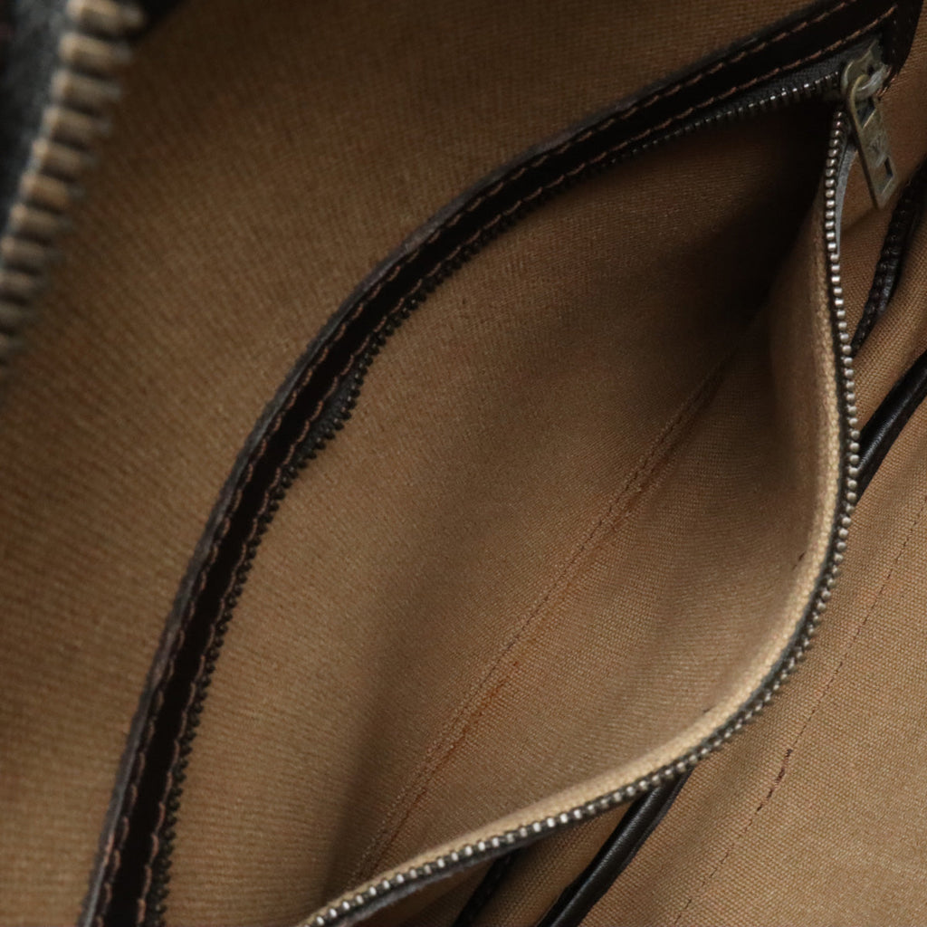 Louis Vuitton Louis Vuitton Utah Reporter Messenger Bag Carf Leather Coffee Tea Brown M92072