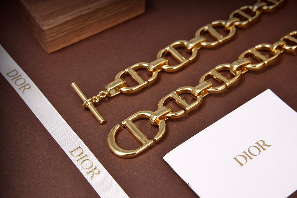 BG - Holiday Necklace dior014
