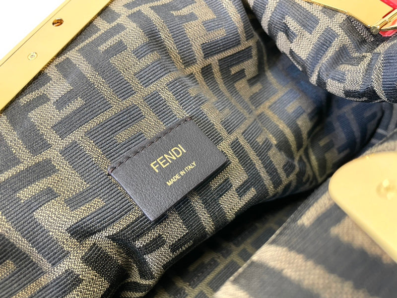 FDI - Bags District - 022
