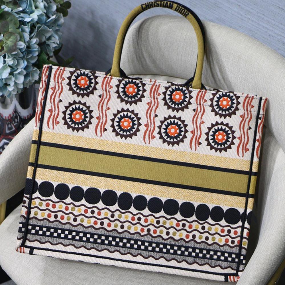 DIOR BOOK TOTE