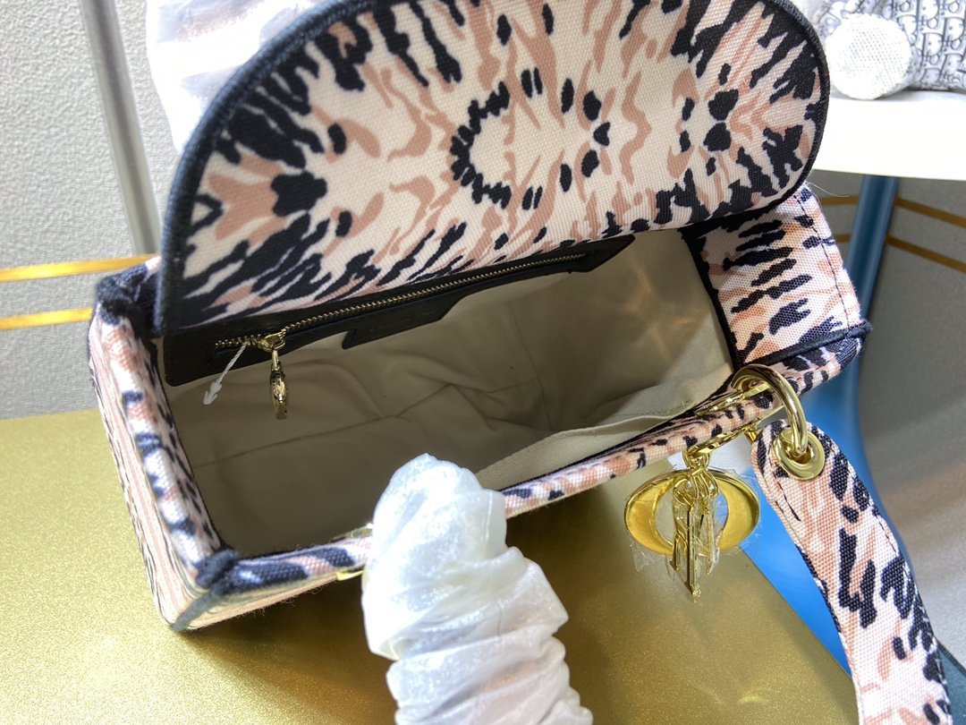 Designer Handbags dior 237