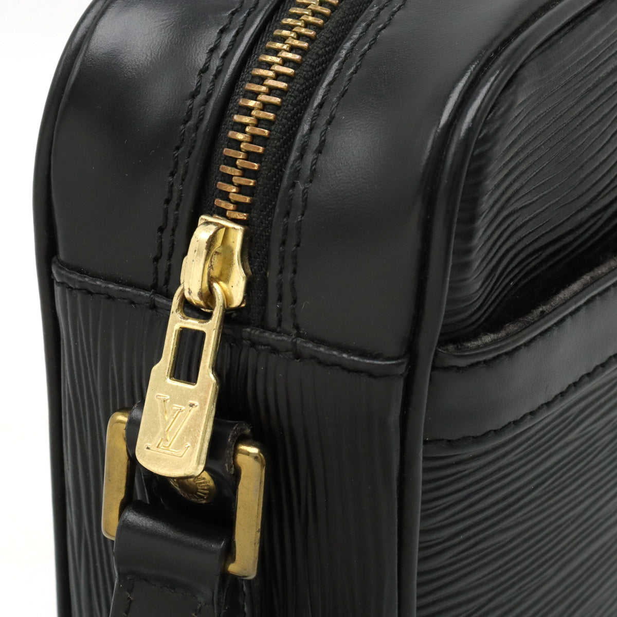 LOUIS VUITTON Louis Vuitton Epic Trocadero 24 Shoulder Bag Leather Noir Black Black Gold  M52312