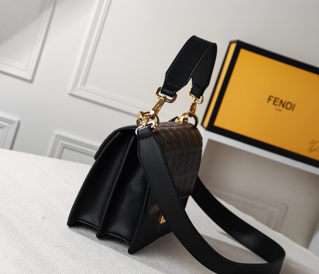 Designer Handbags Fendi 072