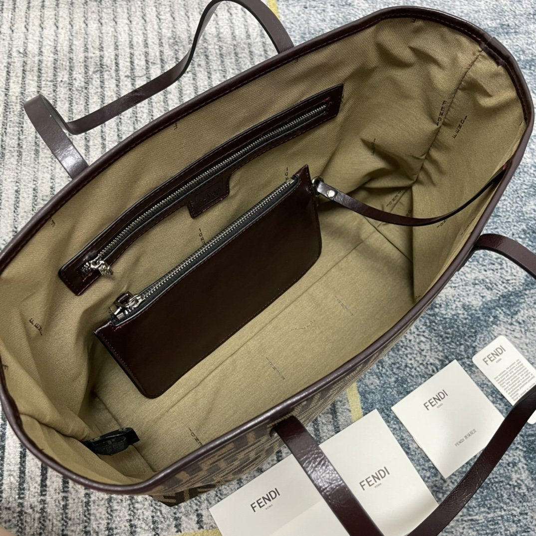 Designer Handbags Fendi 185