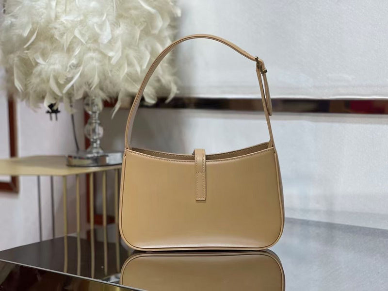 SLY - Bags District - 014