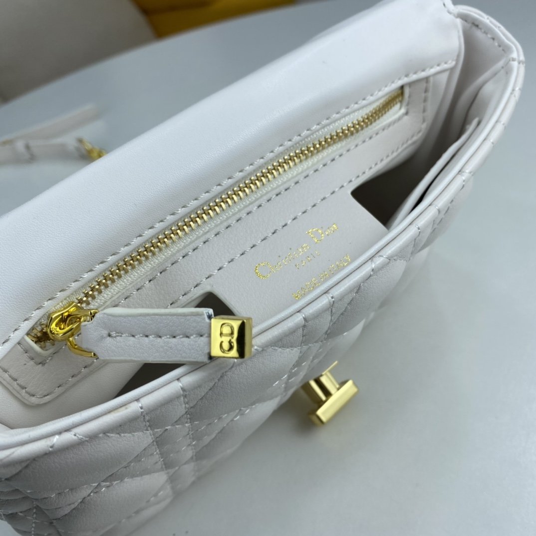 Designer Handbags dior 070