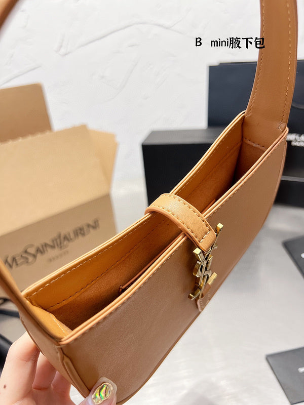 Luxury - Gucci Bags - 200