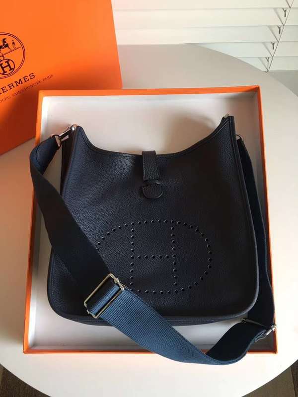 HRS - Bags District - 008