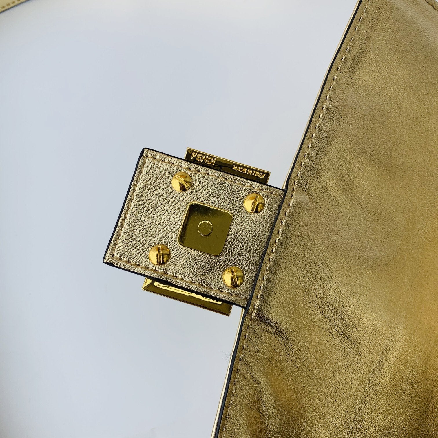 Designer Handbags Fendi 179