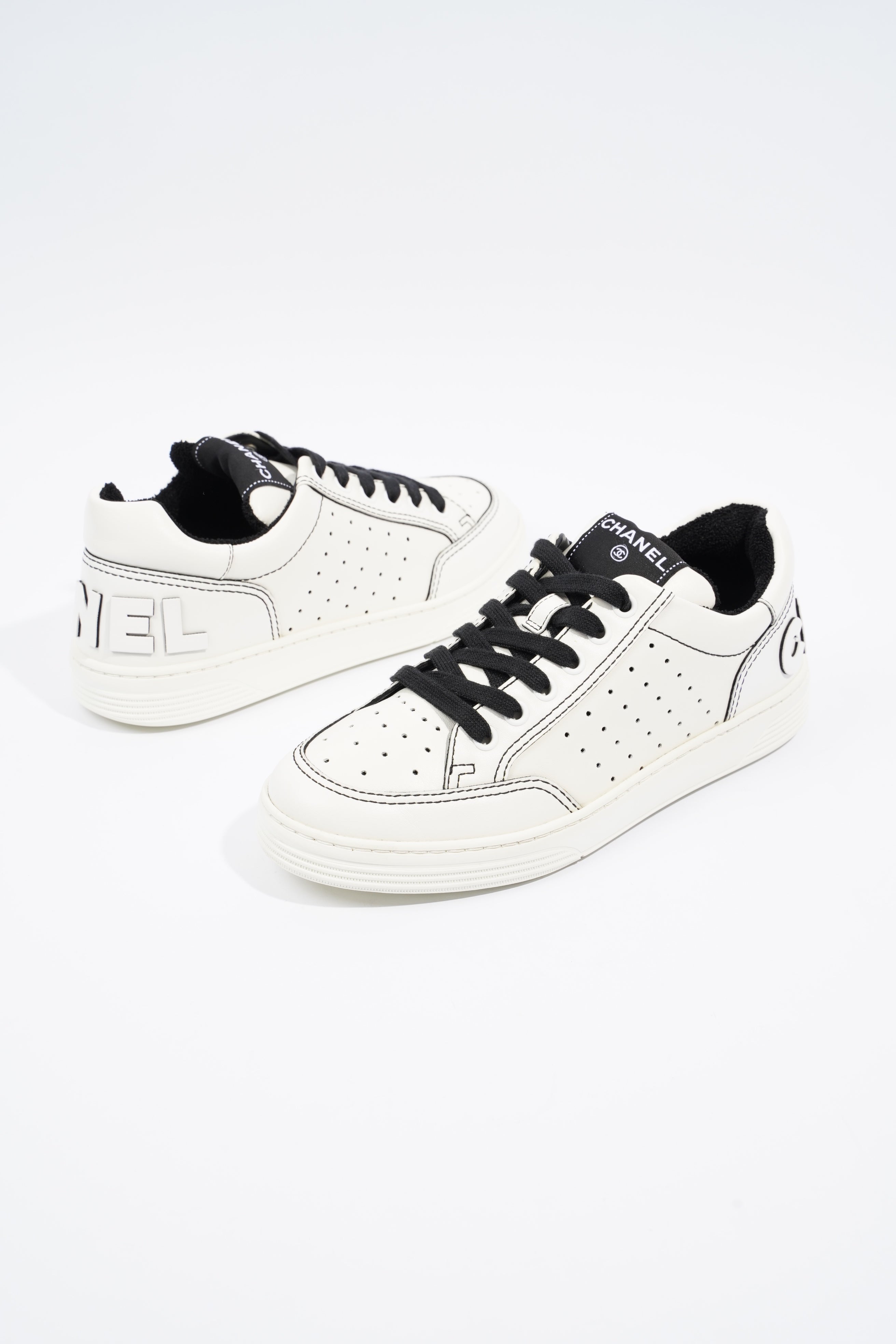 Chanel Chanel Logo White / Black Calfskin Leather EU 37 UK 4