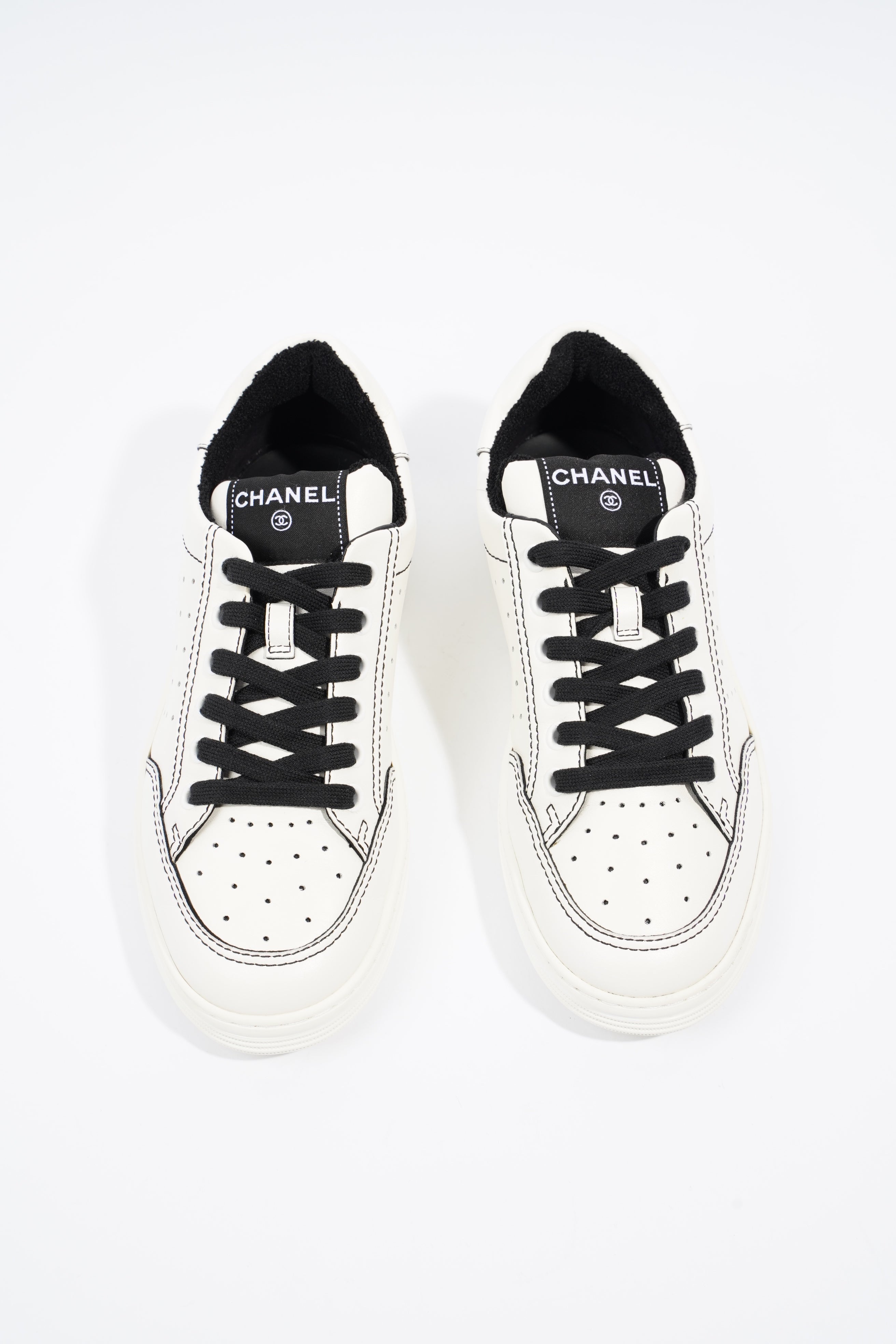 Chanel Chanel Logo White / Black Calfskin Leather EU 37 UK 4