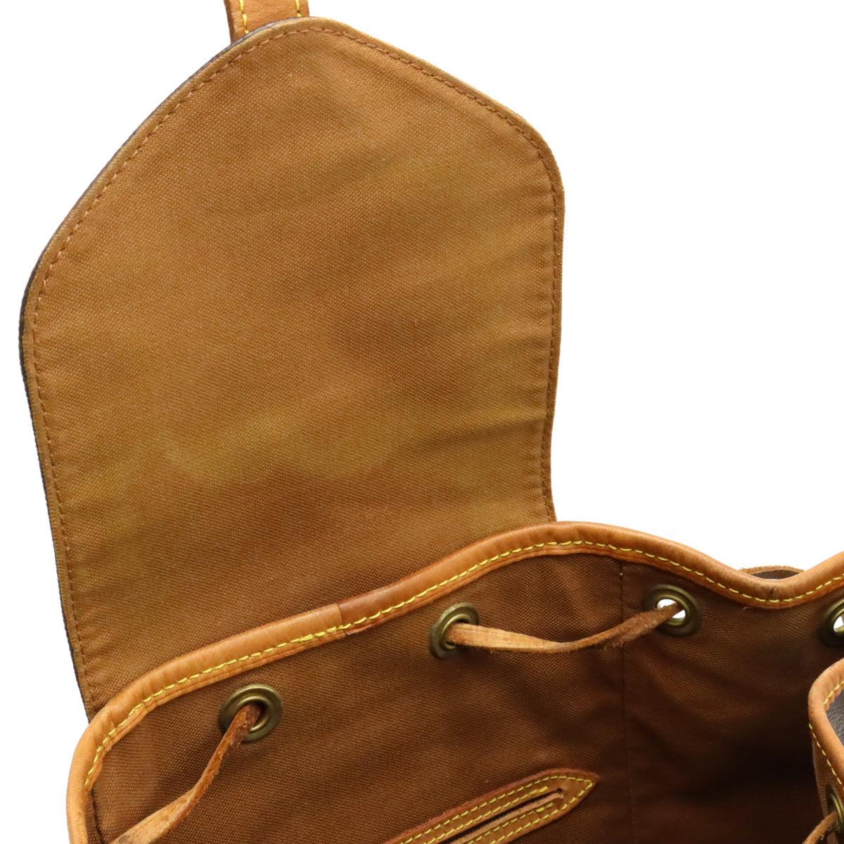 Louis Vuitton Montsouris MM M51136