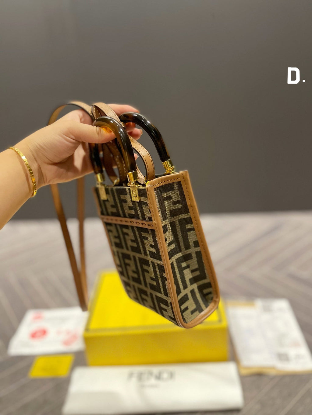 Luxury  Bags Fendi 272