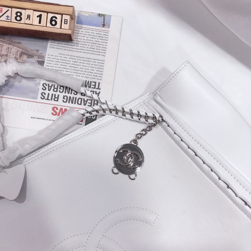 Designer Handbags Chanel 212