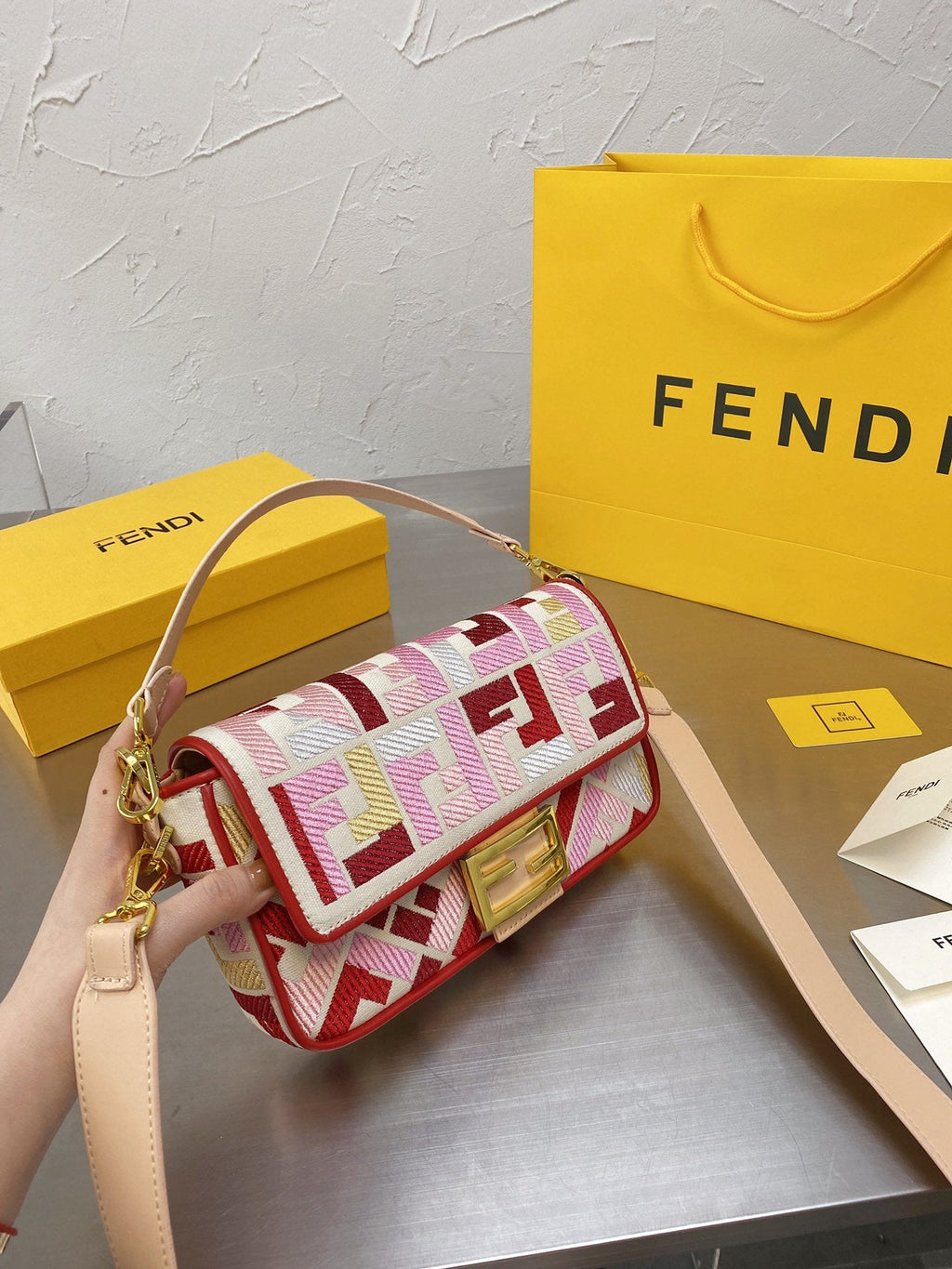 Luxury  Bags Fendi 119