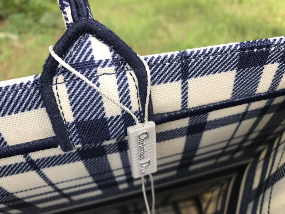 Designer Handbags dior 256